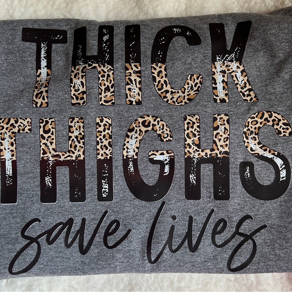 Gray Graphic Tee with Leopard Print